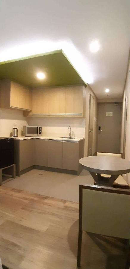 Studio Unit Condo At Antel Serenity Suites Makati Manila Zewnętrze zdjęcie