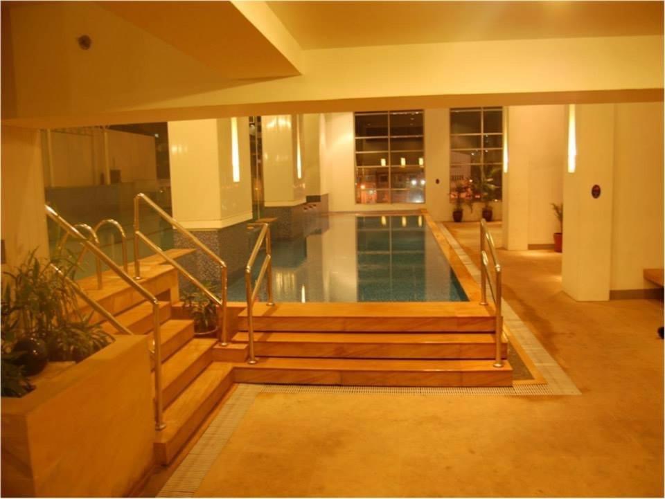 Studio Unit Condo At Antel Serenity Suites Makati Manila Zewnętrze zdjęcie
